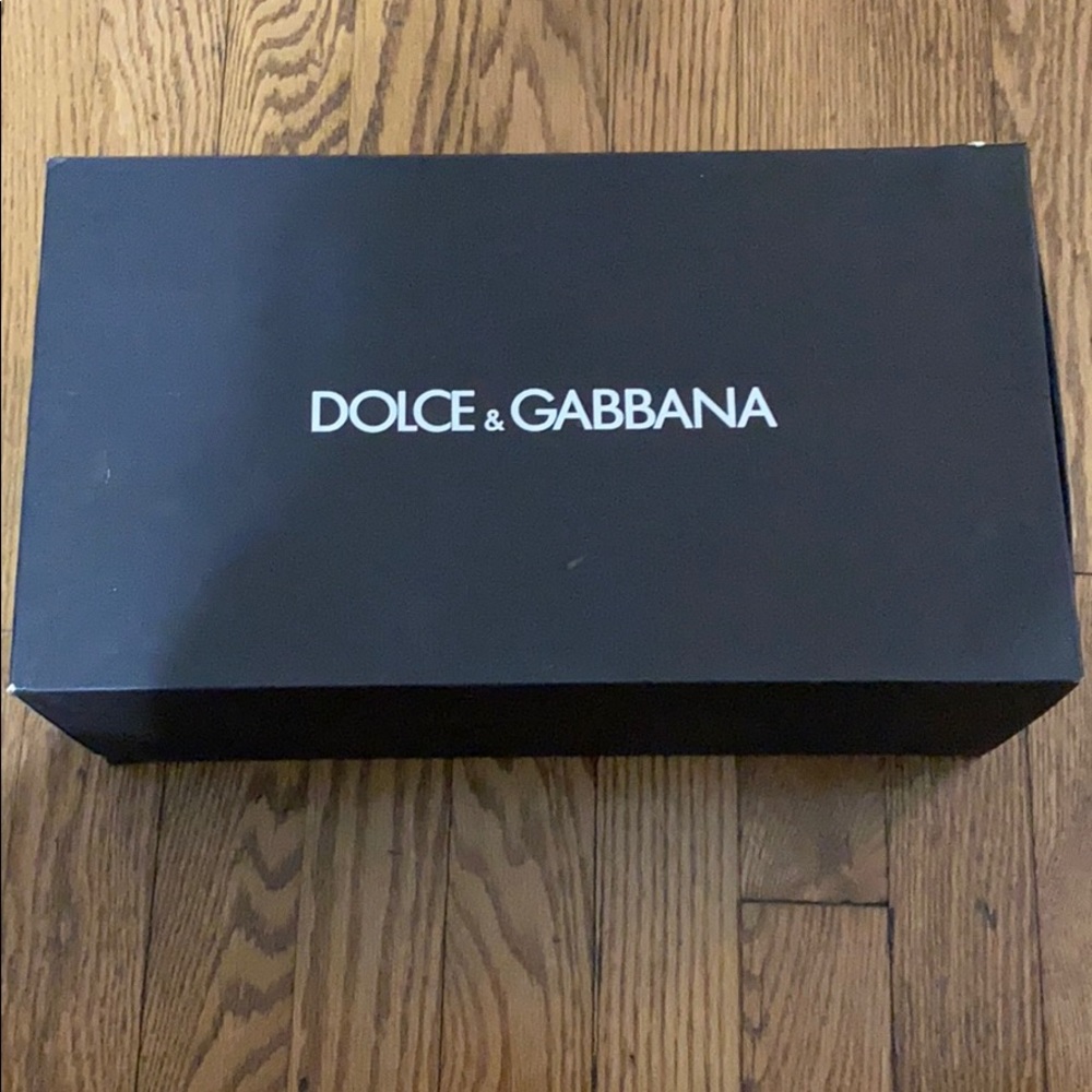 Pink dolce and gabbana sneakers